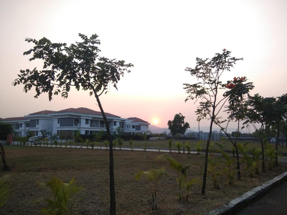 Parishreya Holiday Home Lonavla Zewnętrze zdjęcie