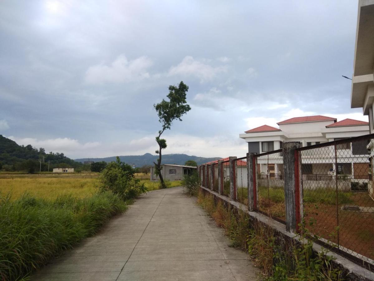 Parishreya Holiday Home Lonavla Zewnętrze zdjęcie
